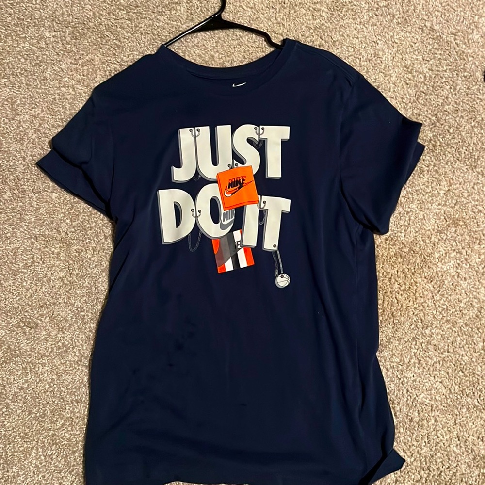 Nike tee shirt. Blue